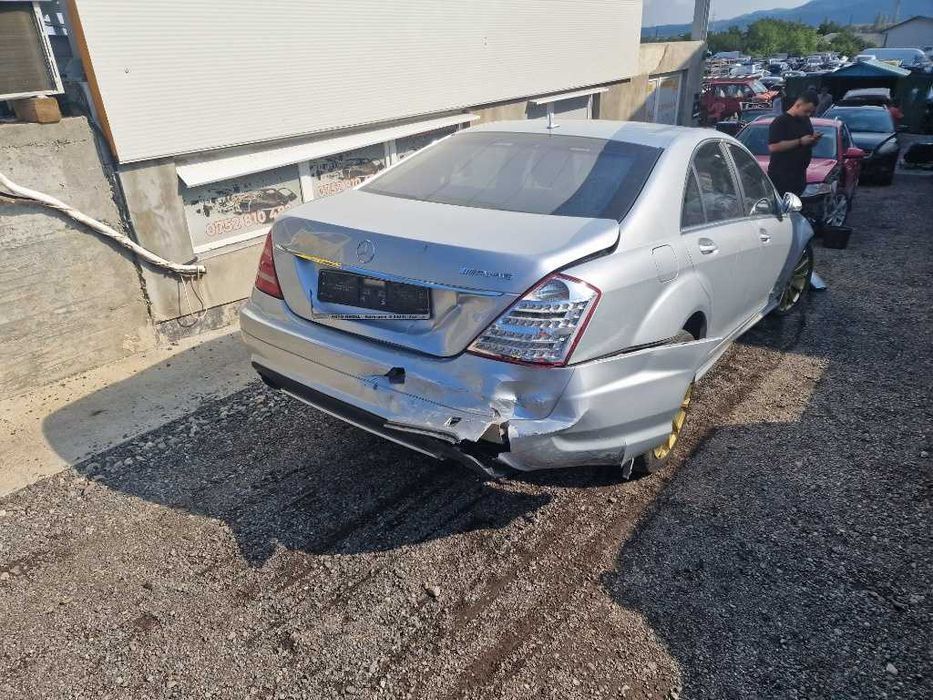 dezmembrez  mercedes w221 s320 cdi distronic nightvison an 2008