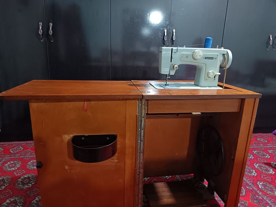 E'lon:Tikuv mashinasi sotiladi