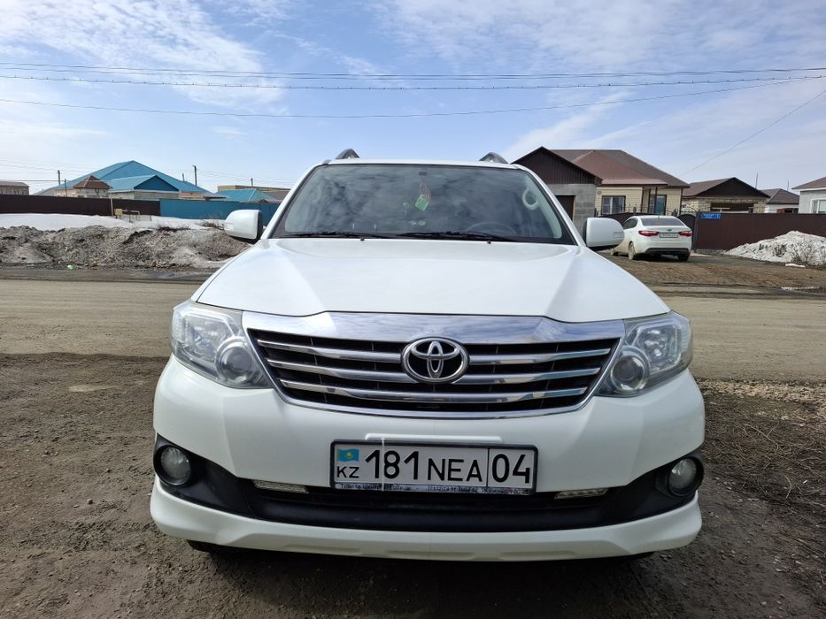 Продам Тойота Фортунер