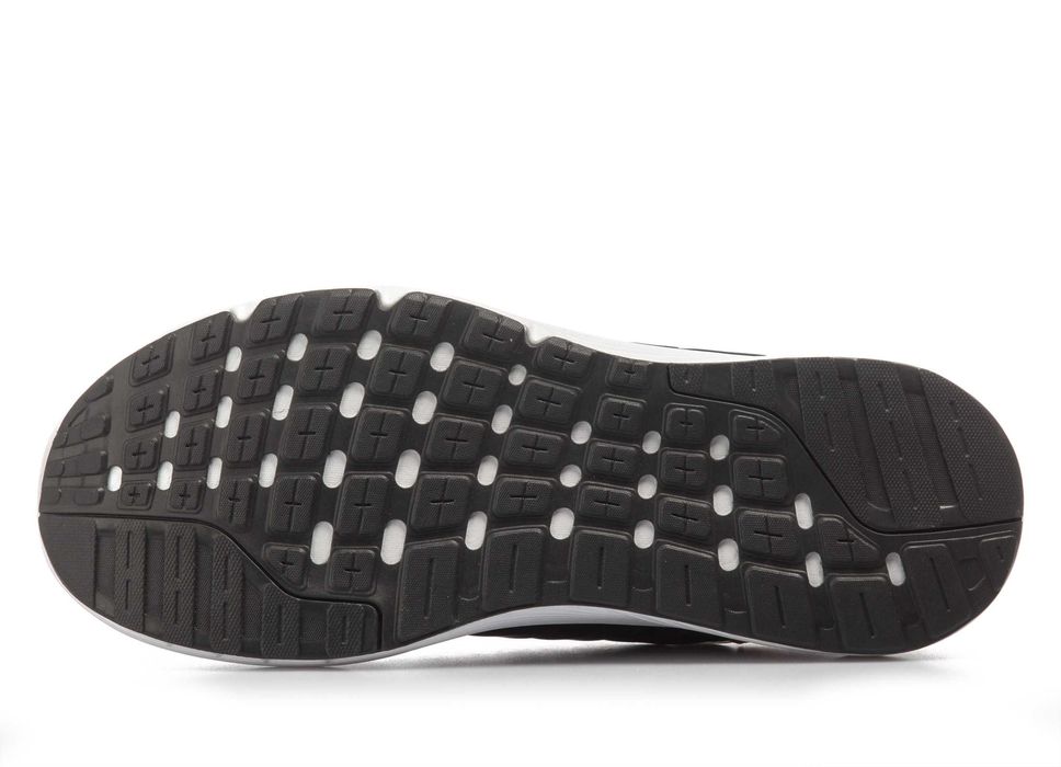 Adidas - нови оригинални маратонки №46