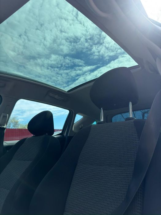 Vand Peugeot 207 sw,2011