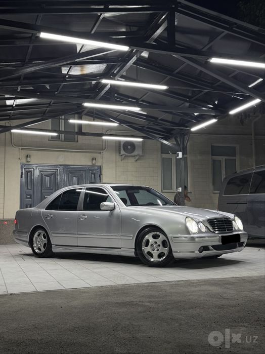 Mercedes benz w 210