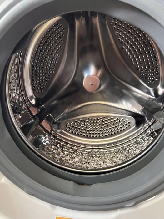 Продам стиральную машину