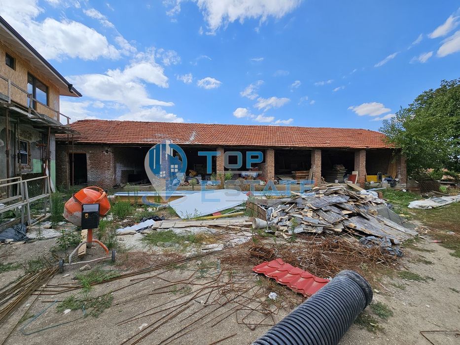 Продава се Къща в с. Хотница, Област Велико Търново - 500 кв.м за 370 €/кв.м - Снимка #4