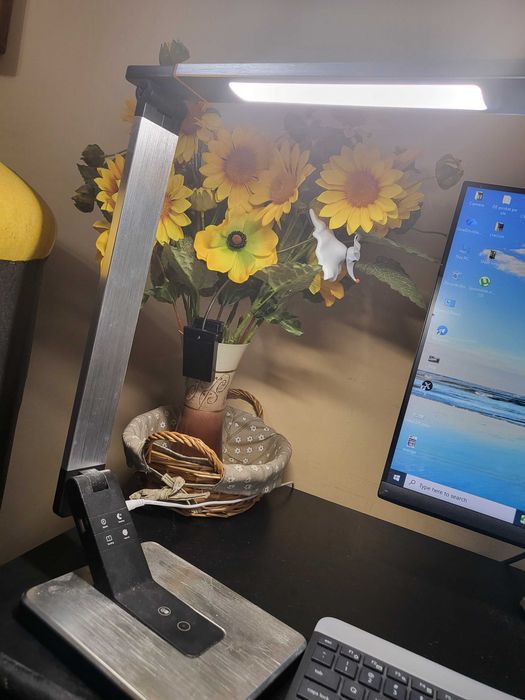 Lampă  LED Platinet 10W, tactil, port USB, aluminiu PLADLL509ALU, nou