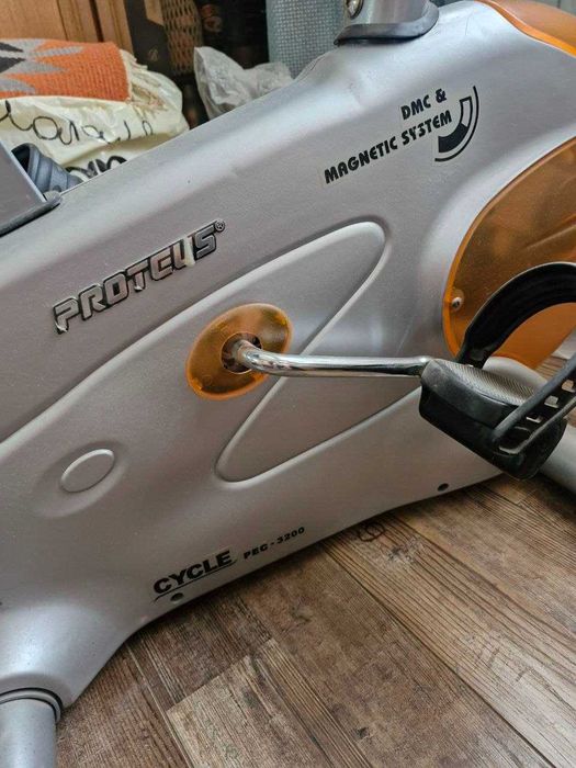 Продается велотренажер в отличном состоянии