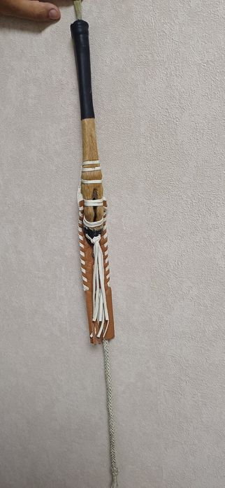 Продам еликтин туягымен  камшы