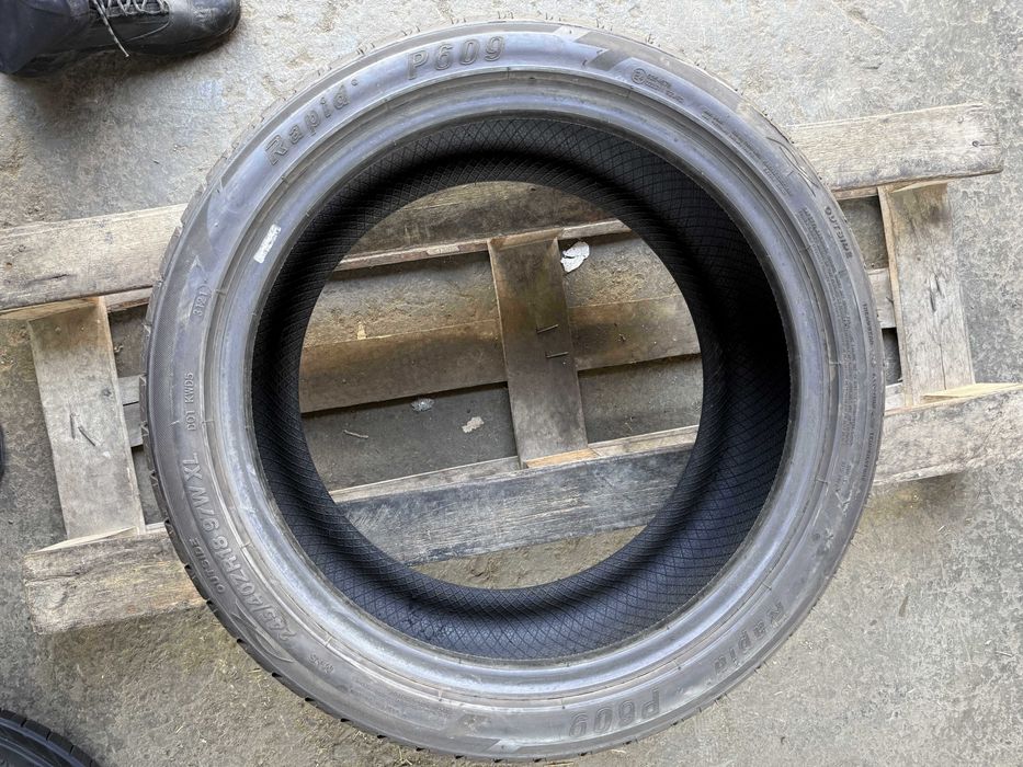 Anvelopa Vara 245/40 R18 - Rapid P609 XL