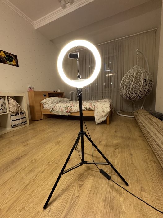 Селфи лампа и держатель для телефона