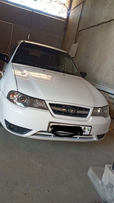 Нексия 2 2009 ок газ 240 Минг юрган ДТП бу́маган   тозо петно бор