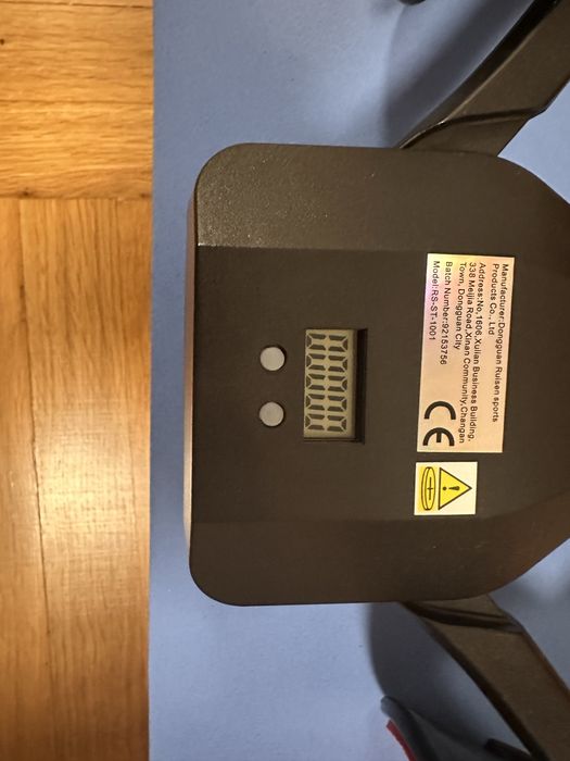 Фитнес уред за коремни преси и стегнати крака