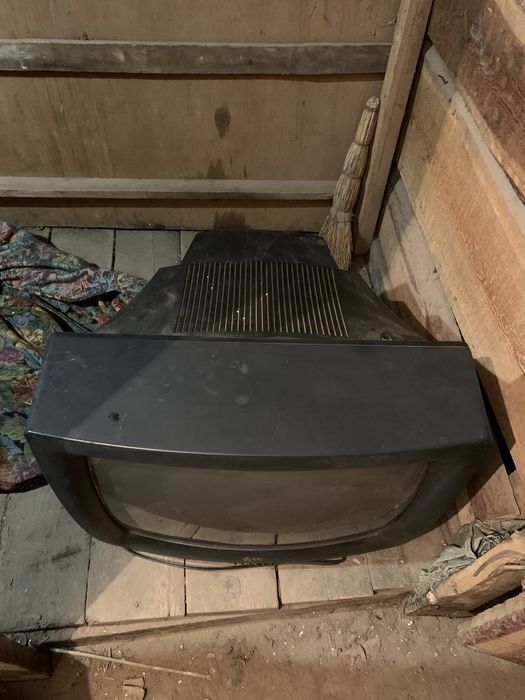 Продам телевизор LG