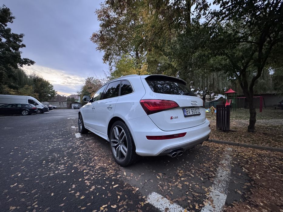 Vand Audi SQ5 Bitdi
