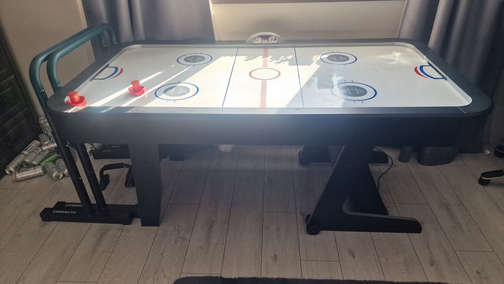 Vand masa de hokey