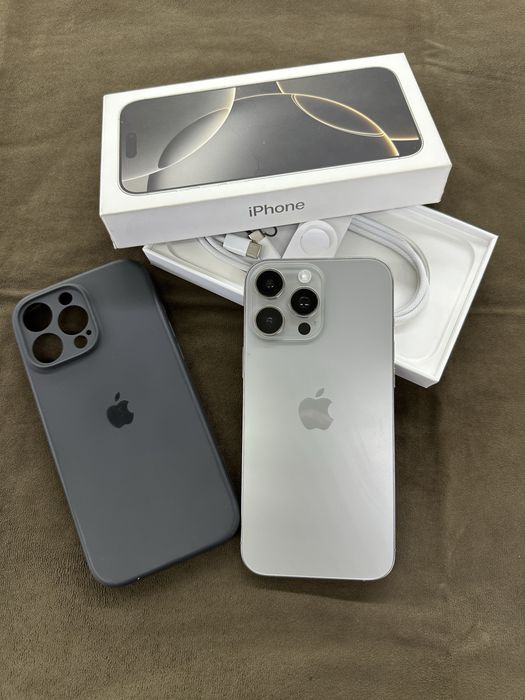 Продам iPhone 16 Pro Max