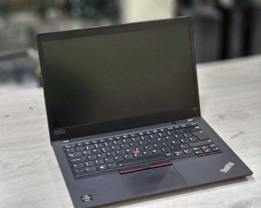 Лаптоп Lenovo ThinkPad T495 / 16GB RAM / 256 SSD / RYZEN 3 PRO / 14''