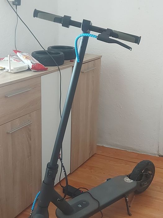 Vând xiaomi m365 viteza maxima 28