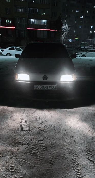 Продаю Passat B3 седан