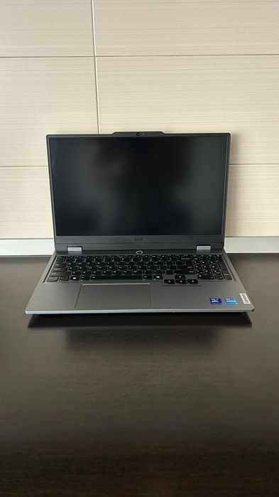 Laptop Gaming Lenovo LOQ 15IAX9I