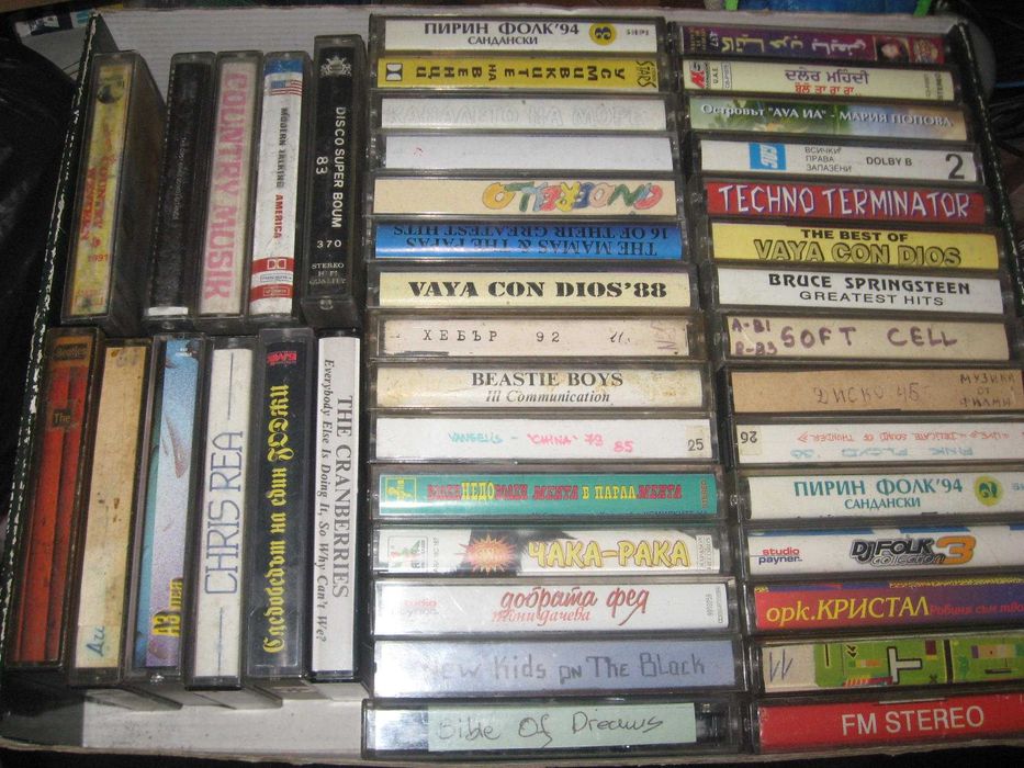 ЕВТИНИ касетки със студийни  записи