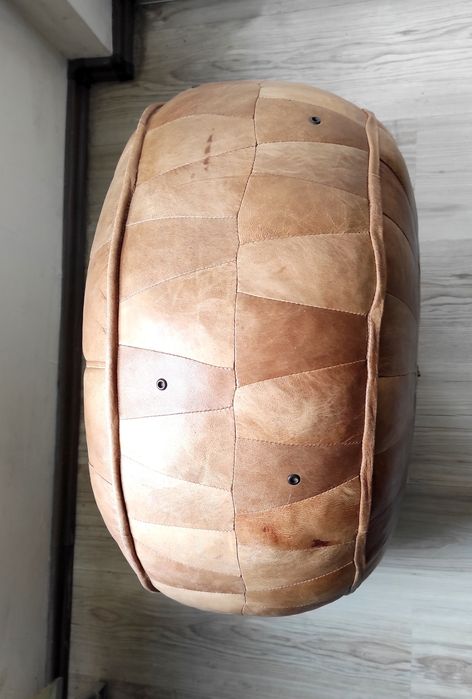 Кожен пуф,кожена табуретка