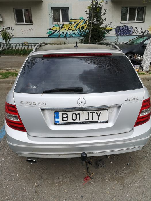 MERCEDES-BENZ C-Class 2011 — imagine 3