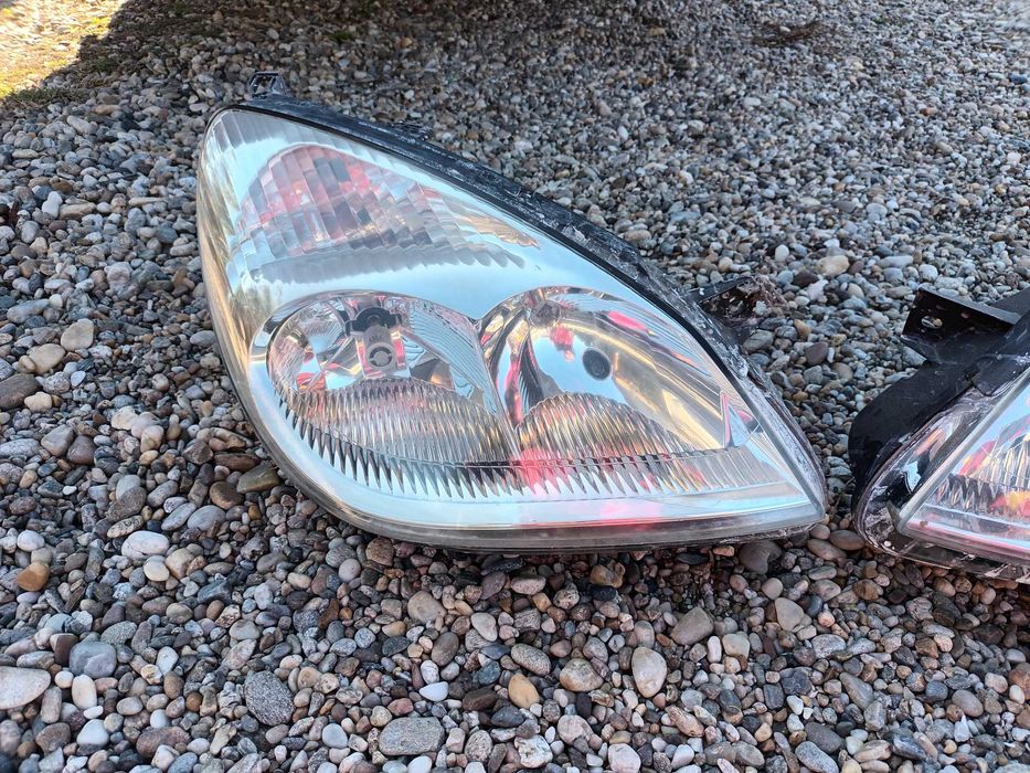 ляв и десен  фар за ситроен ц5 01-05 I CITROEN C5 I 2001 - 2005