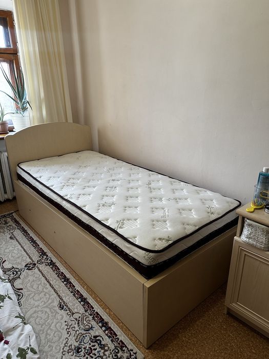 Кровать односпальная