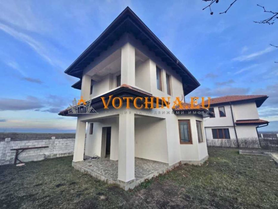 Продава се Къща в Каблешково - 147 кв.м за 612 €/кв.м - Снимка #1