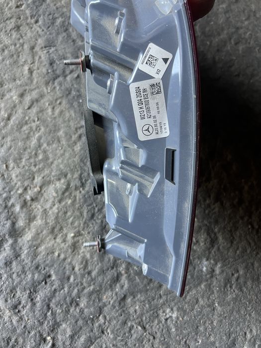 Стоп задний Mersedes E 213