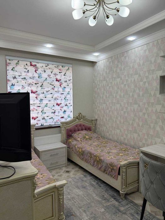 Сдается 4-комнатная квартира, 100 м², Яшнабадский район, 4/7 этаж