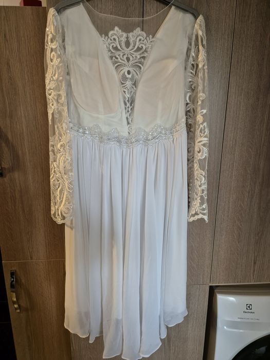 Vând rochie cununie civilă