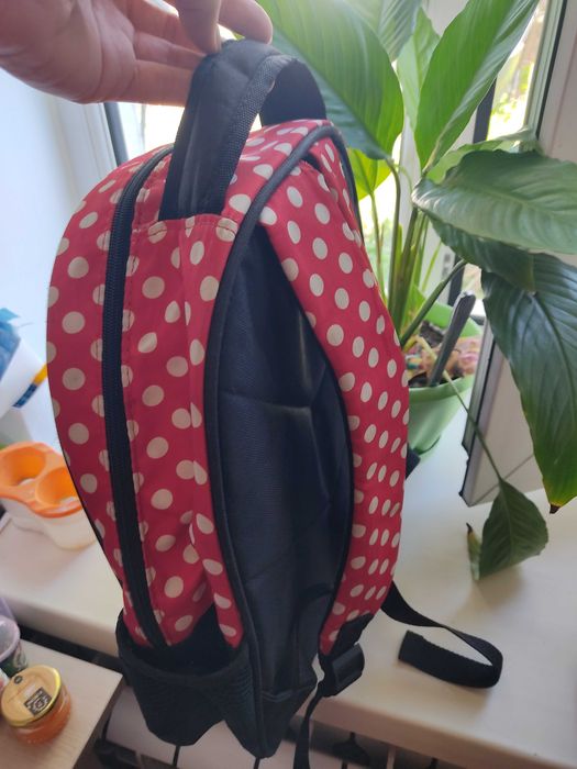 Продам рюкзак школьный