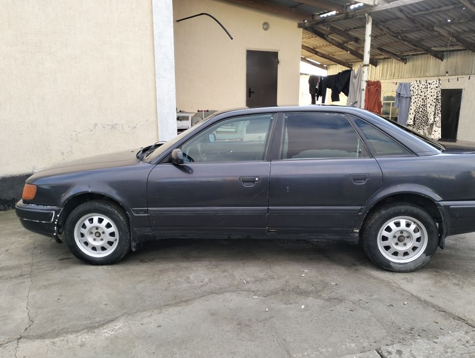 Срочно Продам Ауди с4 2.3