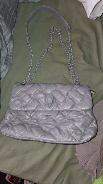 Дамска чанта в сиво