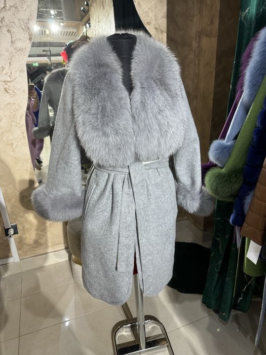 Palton Alpaca cu vulpe
