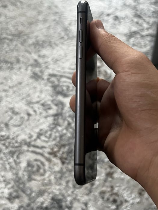Iphone 11 sotiladi