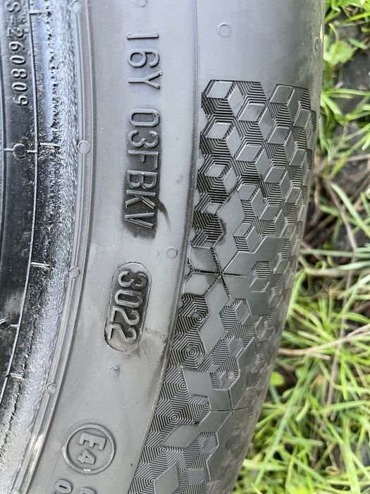 4 бр 235/55/17 Continental