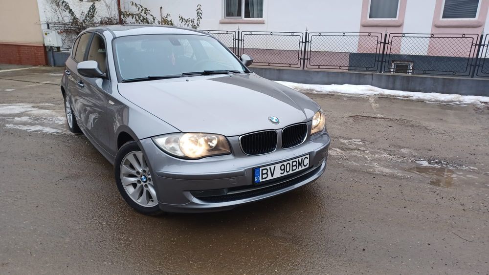 Vând Bmw seria 1 2011 sau schimb cu Audi a4 b8 +/- diferență