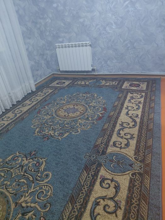 2 кілем сатылады