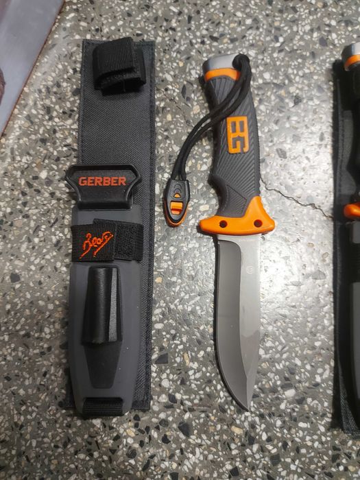 Нож за оцеляване