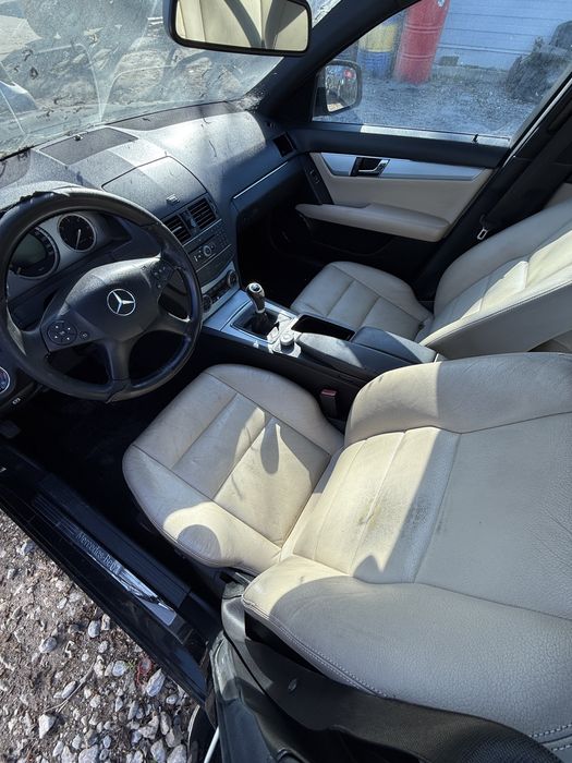 Mercedes-Benz C220 2009г. + Bixenon + 792 код , голямо Navi на части