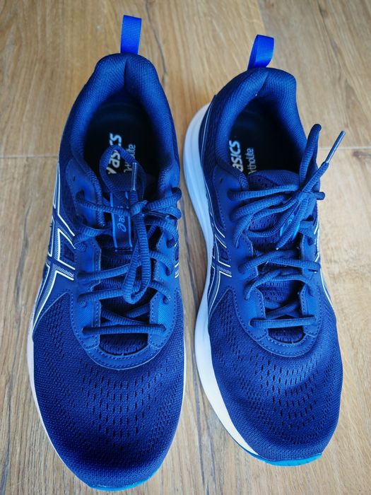 Adidasi alergare Asics NOI