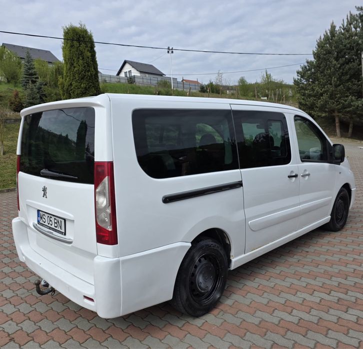 Peugeot Expert 8+1