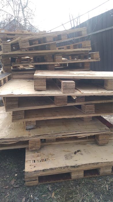 Поддоны и палеты