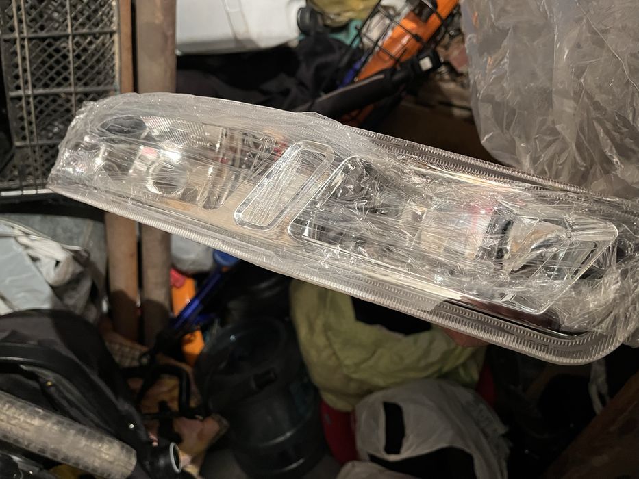 Продам новую противотуманку