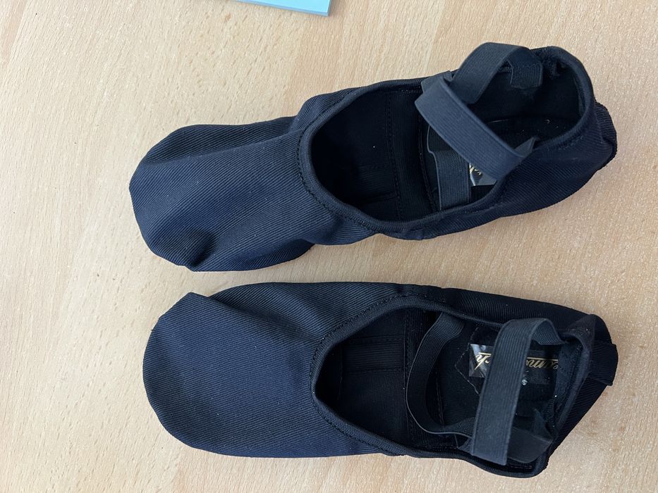 Ластични черни Туфли