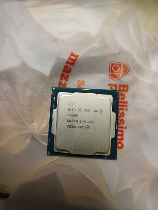 Intel Pentium Gold G5400 CPU  3.70GHz подходит для офисных пк