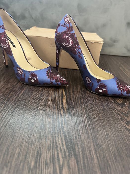 Високи обувки Зара