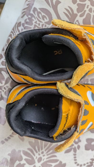 Vand adidași Reebok, 24/25